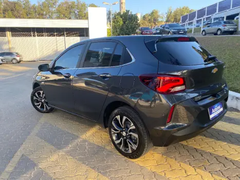 ONIX 1.0 TURBO FLEX PREMIER AUTOMÁTICO