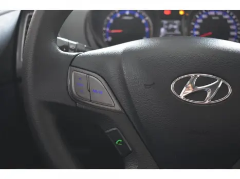 HB20 - 1.6 COMFORT PLUS 16V 4P AUTOMÁTICO