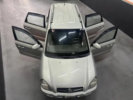 Tucson 2.0 Mpfi Gls 16V 143Cv 2Wd Gasolina 4P Automático