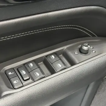 COMPASS LONG. T270 1.3 TB 4x2 Flex Aut.