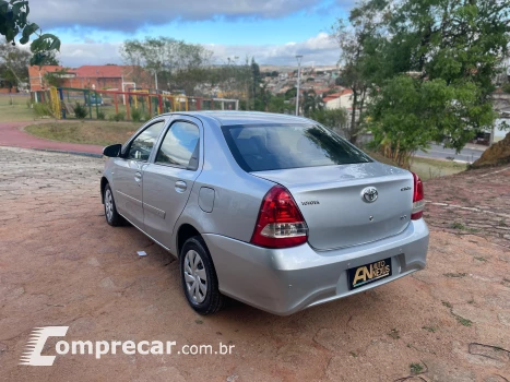 ETIOS 1.5 X Sedan 16V