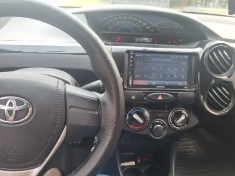 KWID 1.0 12V SCE ZEN