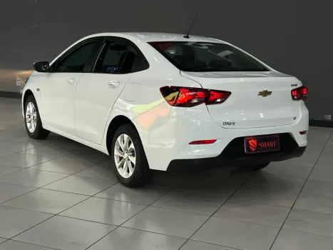 Onix Plus 1.0 LT Turbo (Flex)