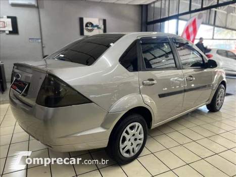 FIESTA 1.6 MPI Sedan 8V