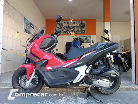 HONDA ADV 150
