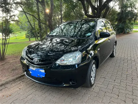 Toyota ETIOS 1.3 X 16V 4 portas