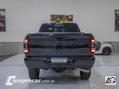 2500 6.7 I6 Turbo Laramie Night Edition CD 4X4