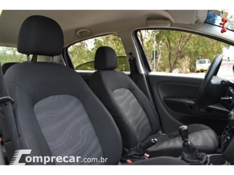 PUNTO - 1.4 ATTRACTIVE 8V 4P MANUAL