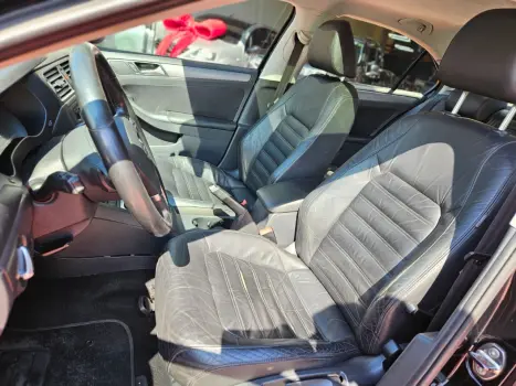 JETTA Highline 2.0 TSI 16V 4p Tiptronic