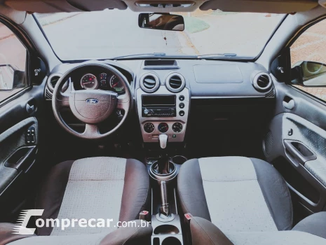 FIESTA 1.6 MPI Class Sedan 8V