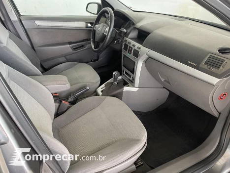 VECTRA 2.0 MPFI Elegance 8V