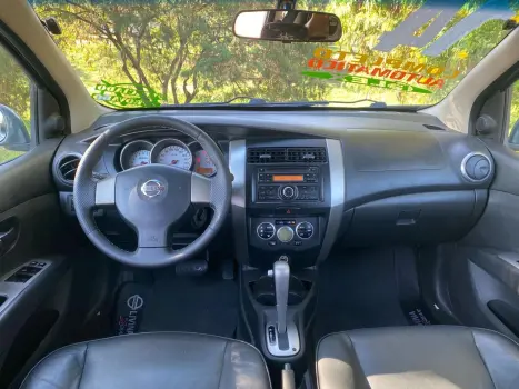 LIVINA 1.8 SL X-gear 16V