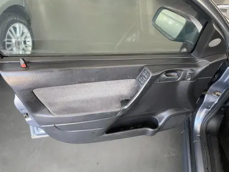 ASTRA 1.8 MPFI Millenium II Sedan 8V