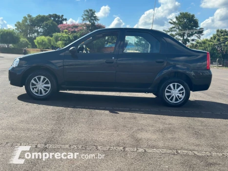 LOGAN 1.0 12V SCE Expression