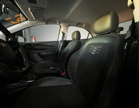 Joy Plus Plus 1.0 8V Black Edition (Flex)