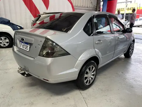 FIESTA 1.6 ROCAM SEDAN 8V FLEX 4P MANUAL
