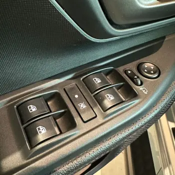 Strada Ultra 1.0 Flex Turbo CD Aut.