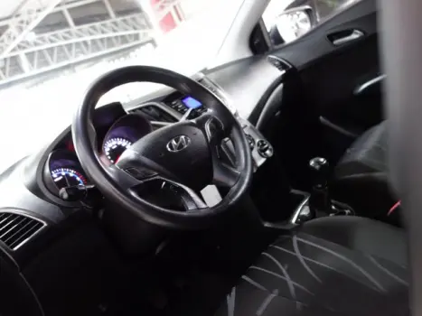 HB20 - 1.0 COMFORT 12V 4P MANUAL