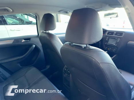 JETTA 1.4 16V TSI Comfortline