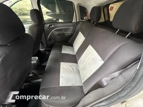 FIESTA 1.6 MPI Class Hatch 8V