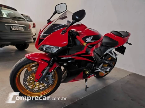 HONDA CBR 600 RR
