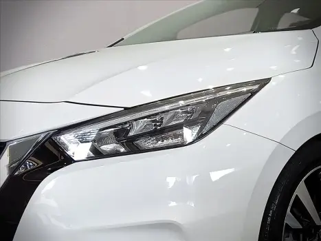 VERSA 1.6 16V FLEX EXCLUSIVE XTRONIC