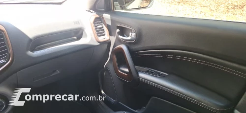 TORO 2.0 16V Turbo Volcano 4WD AT9