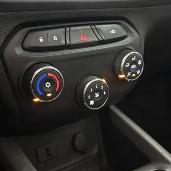 ONIX HATCH ACTIV 1.4 8V Flex 5P Aut.