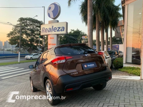 KICKS Active S 1.6 16V Flex Aut.