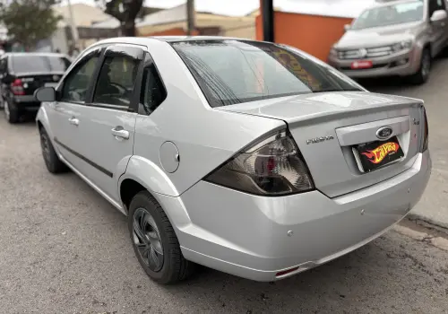 FIESTA 1.6 MPI Sedan 8V