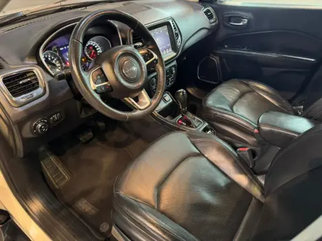 COMPASS LONGITUDE 2.0 4x2 Flex 16V Aut.