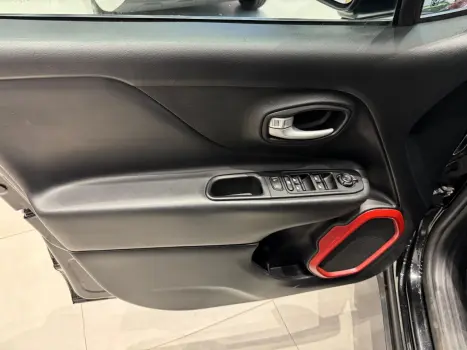 Renegade 1.3 16V 4P FLEX T270 TRAILHAWK 4X4 TURBO AUTOMÁTICO