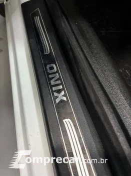 ONIX HATCH LT 1.0 8V FlexPower 5p Mec.