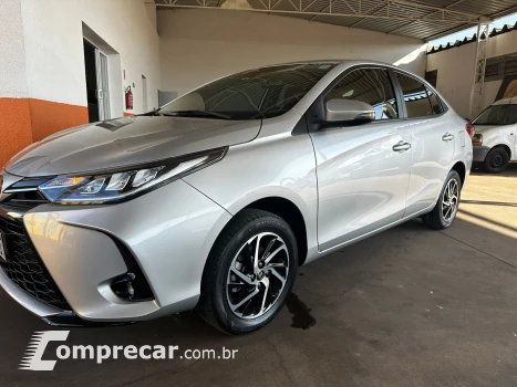 Toyota YARIS 1.5 16V Sedan XLS 4 portas