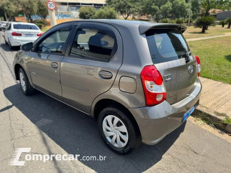Etios 1.5 XS Hatch
