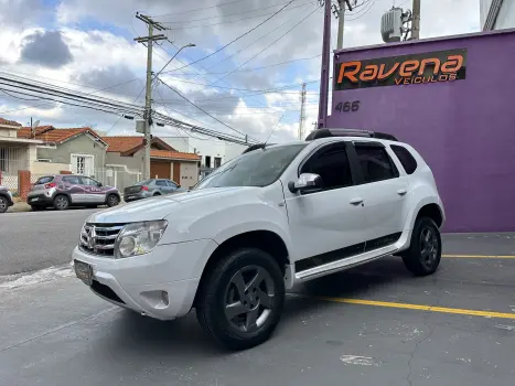 Renault DUSTER 2.0 16V Dynamique 4 portas