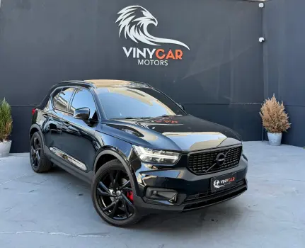 Volvo XC40 2.0 T5 R-design AWD Geartronic 4 portas