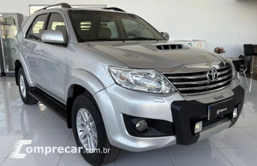 Hilux SW4 SRV 3.0 4X4 (7 Lugares)