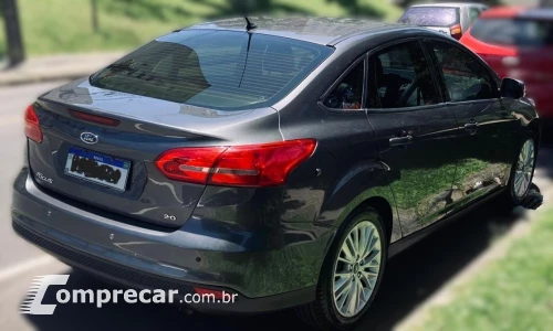 FOCUS 2.0 SE Fastback 16V