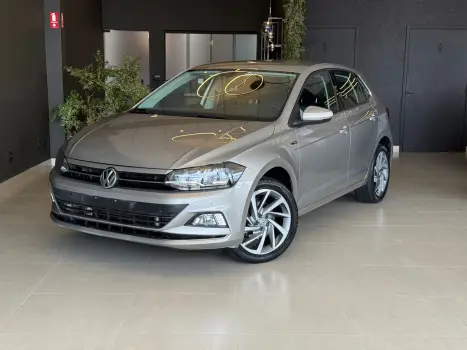 Volkswagen POLO 1.0 200 TSI Highline 4 portas