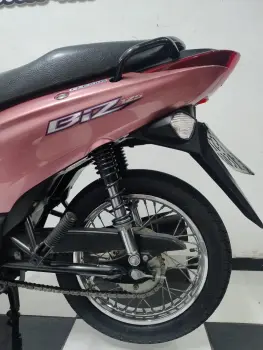Biz 125 ES