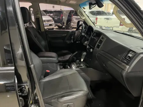 PAJERO 3.2 Full HPE 4X4 16V Turbo Intercooler