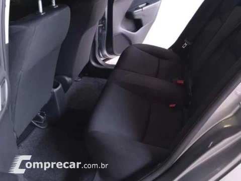 CITY 1.5 LX Sedan 16V