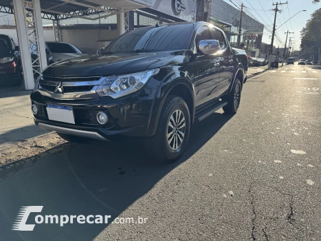 Mitsubishi L200 TRITON 2.4 16V Turbo Sport HPE TOP CD 4X4 4 portas