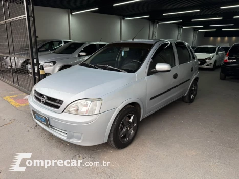 CHEVROLET CORSA 1.8 MPFI Maxx 8V 4 portas
