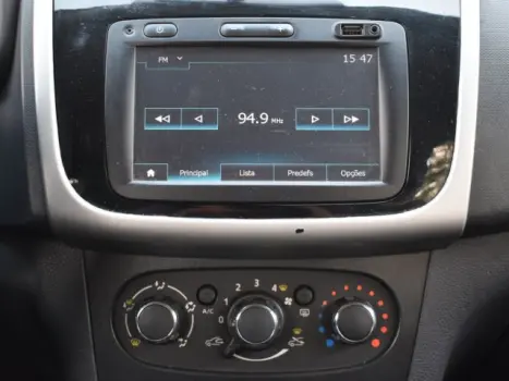 SANDERO - 1.0 12V SCE EXPRESSION 4P MANUAL