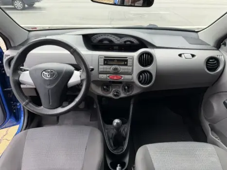 ETIOS HATCH - 1.3 XS 16V 4P MANUAL