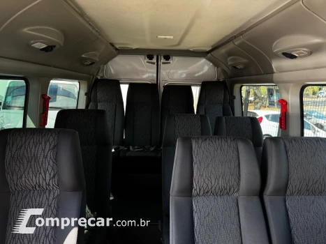 MASTER 2.3 DCI Minibus Executive 16L L3h2