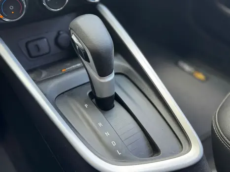 ONIX 1.0 Turbo Plus Premier