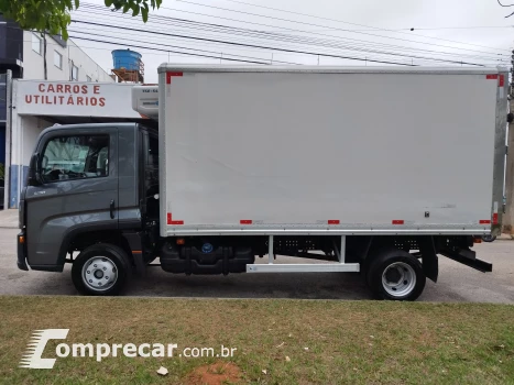 Volkswagen Delivery 9.170 + Baú Refrigerado 2 portas